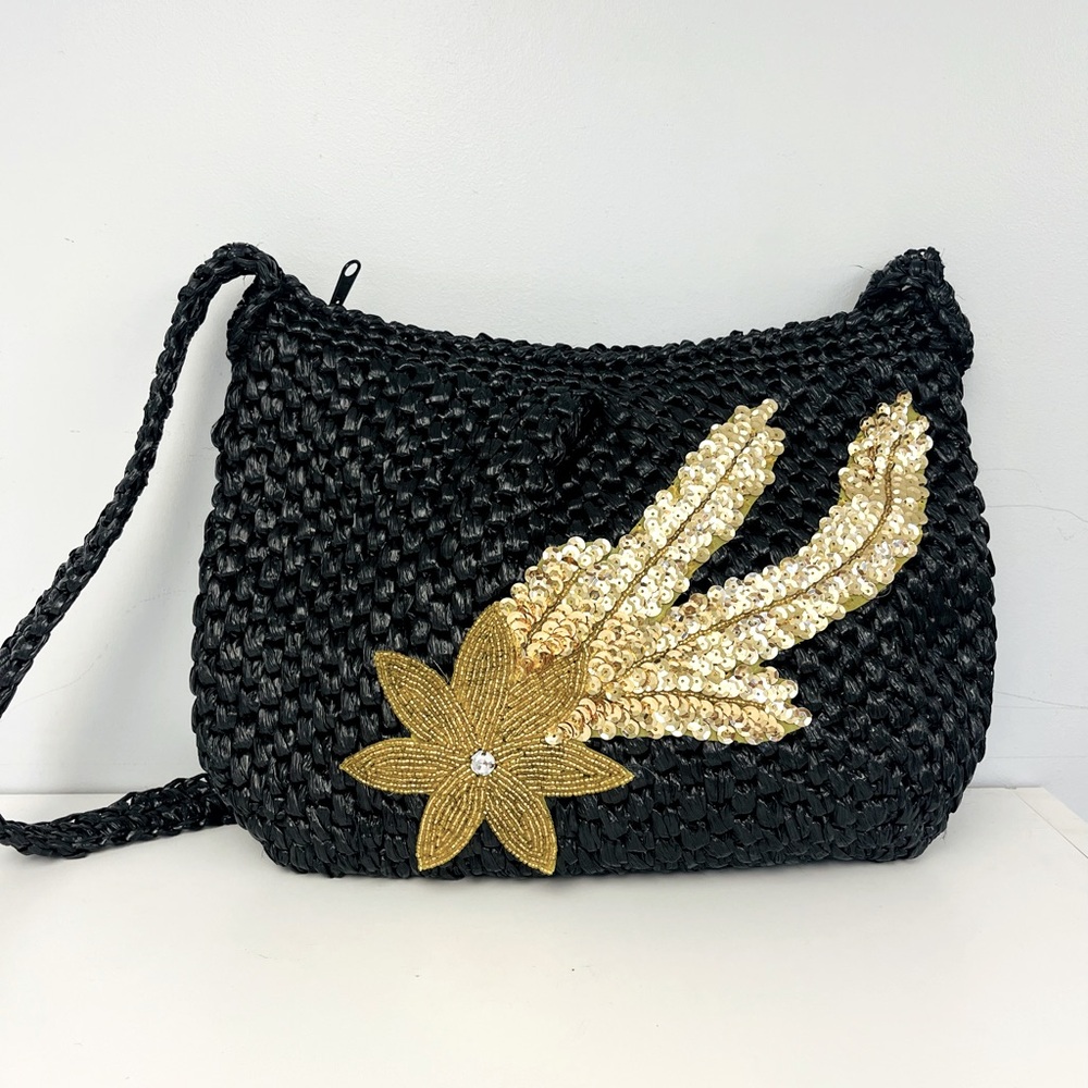 ❌SOLD❌Vintage Black Knit Shoulder Bag with Gold Sequined Floral Design